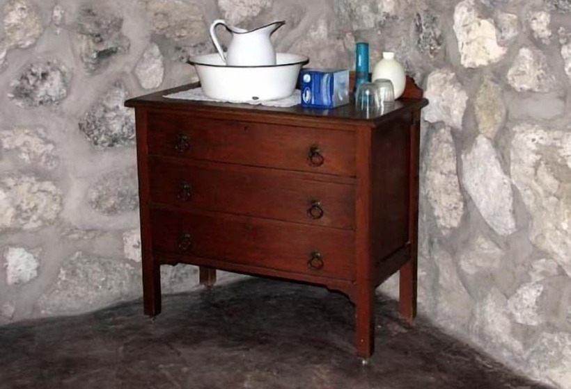 هتل Eldorado Guest House & Camping