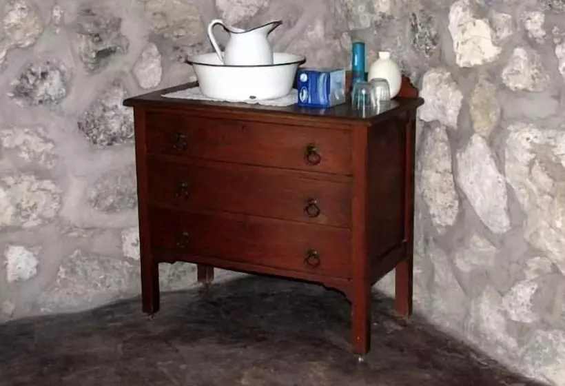 هتل Eldorado Guest House & Camping