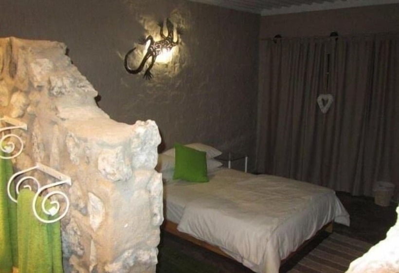 هتل Eldorado Guest House & Camping