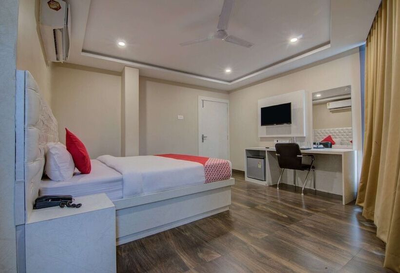 Hotel Skylawn By Oyo Rooms