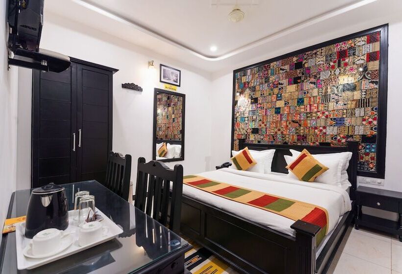 هتل The Legend Haveli