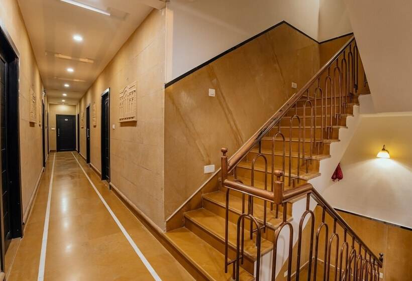 هتل The Legend Haveli