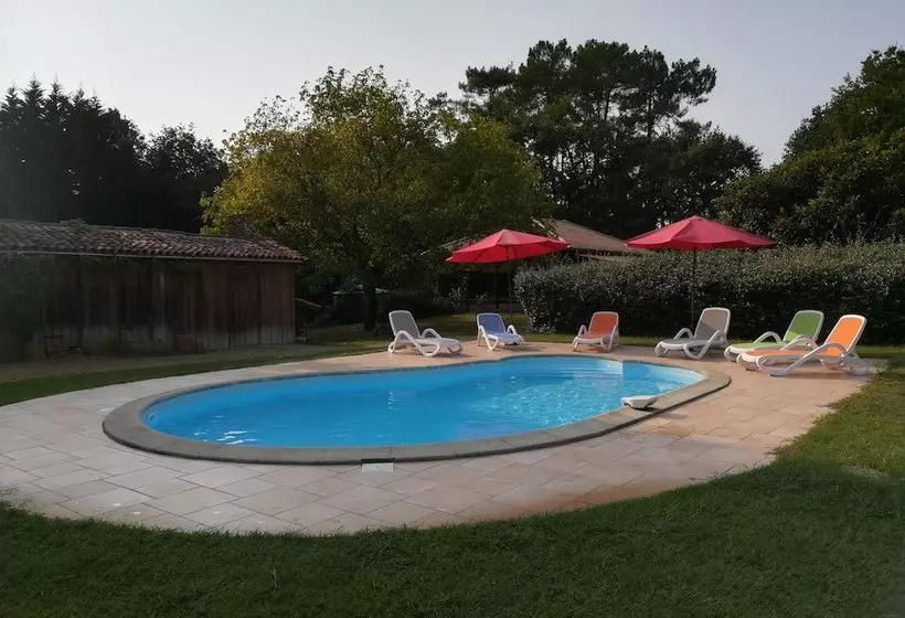 ペンション Domaine Erleak