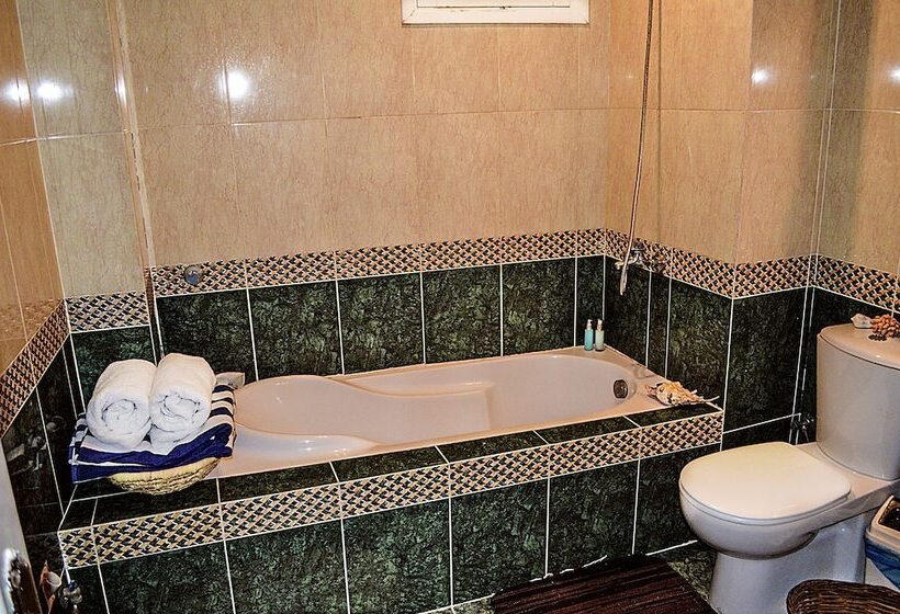 The Cozy Beach House