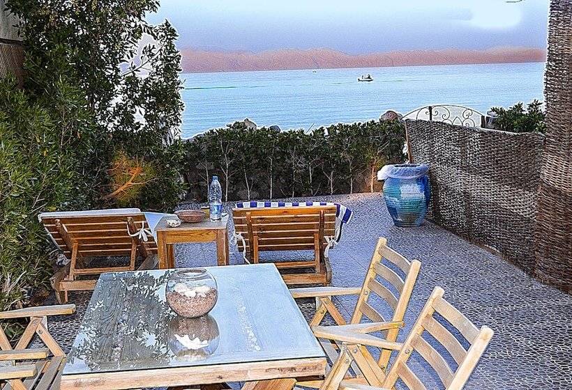 The Cozy Beach House