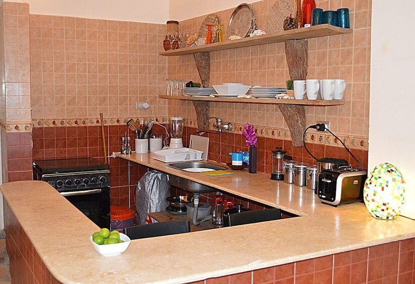 The Cozy Beach House