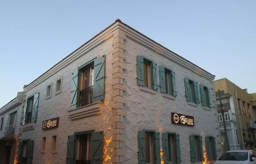 Alya Mou Butik Otel