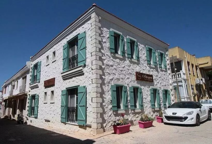 Alya Mou Butik Otel
