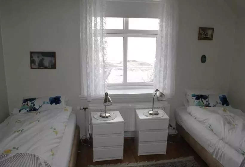 تختخواب و صبحانه Ferðaþjónustan Geitaskarði