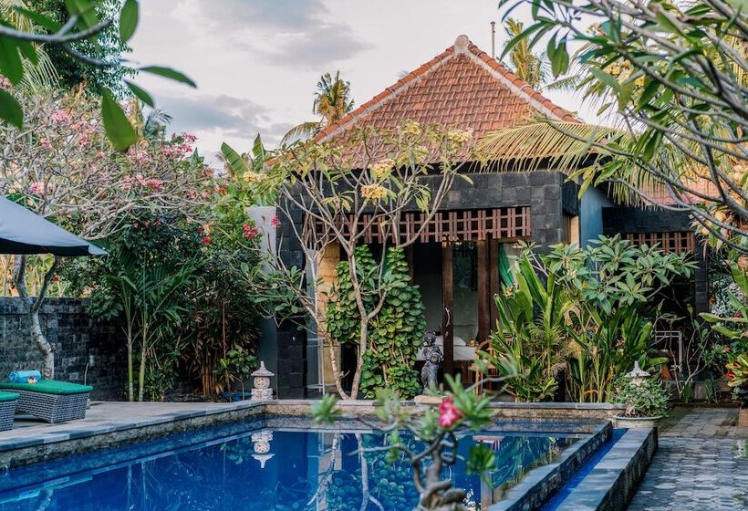 Bed and Breakfast Jepun Bali Bungalow