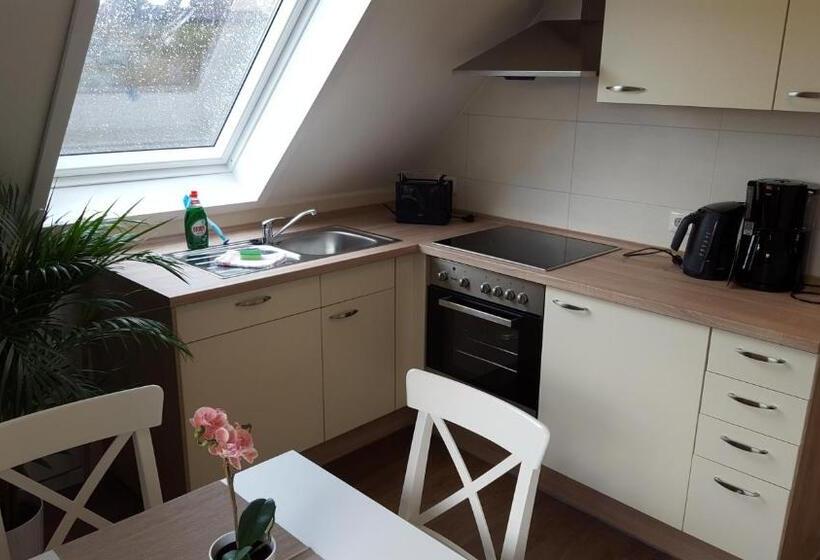 Отель Dorfkrug Busum