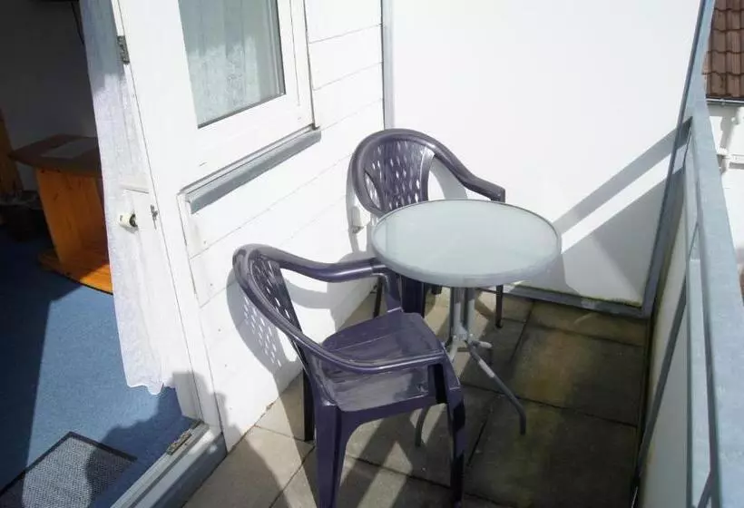 Hotelli Dorfkrug Busum