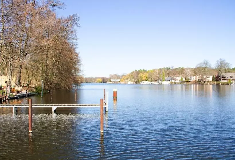ホテル Altes Fährhaus Ehemals Himmel Und Havel
