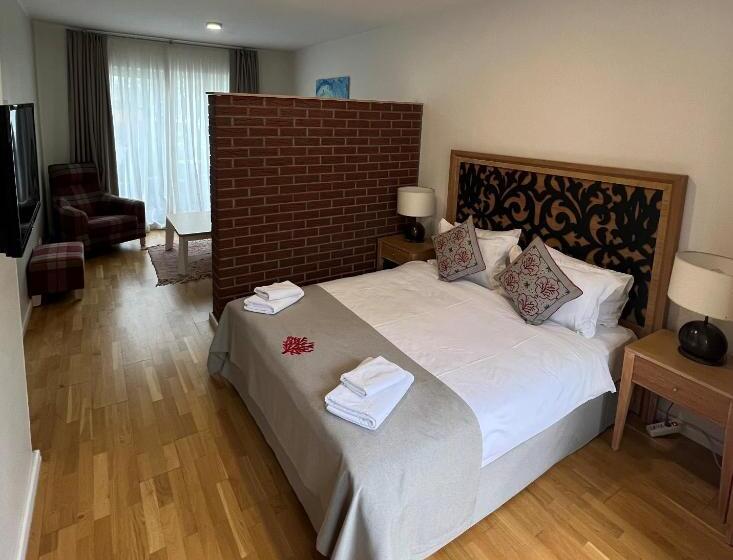 هتل Altes Fährhaus Ehemals Himmel Und Havel