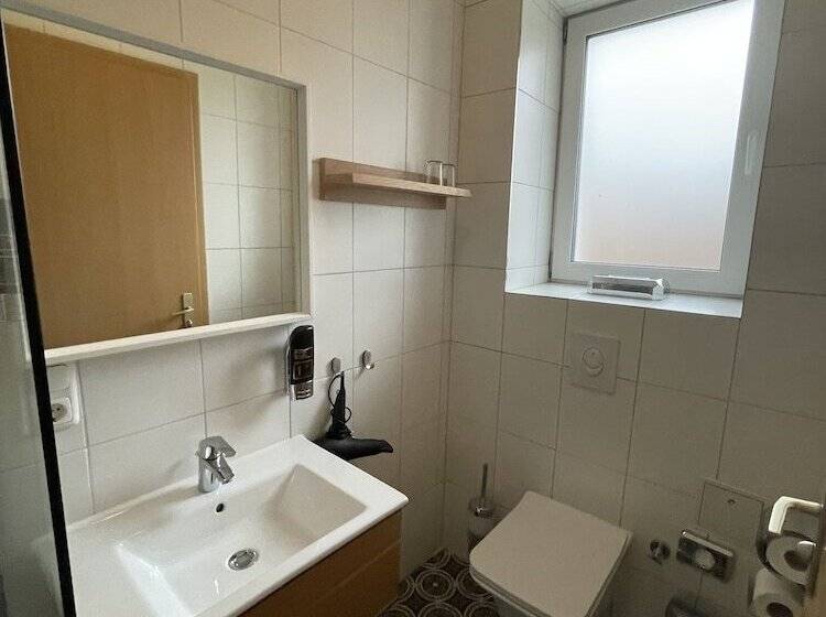 هتل Altes Fährhaus Ehemals Himmel Und Havel