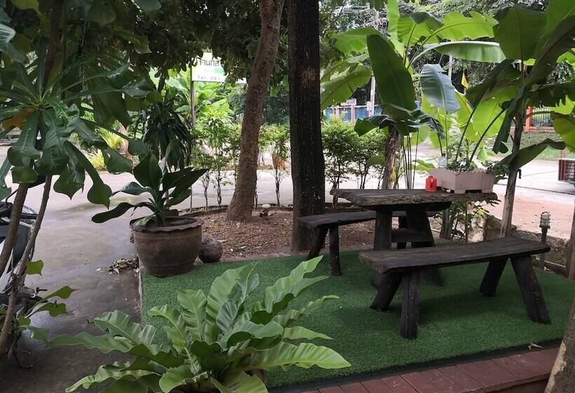 호텔 Khan Kluay Resort