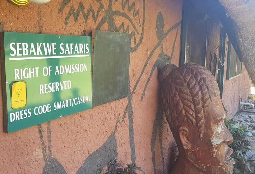 هتل Nyangombe Safari Lodge
