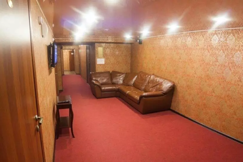 هتل Perina Inn