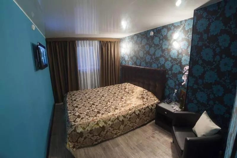 هتل Perina Inn
