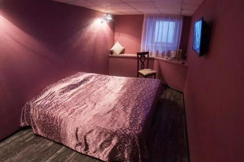 هتل Perina Inn