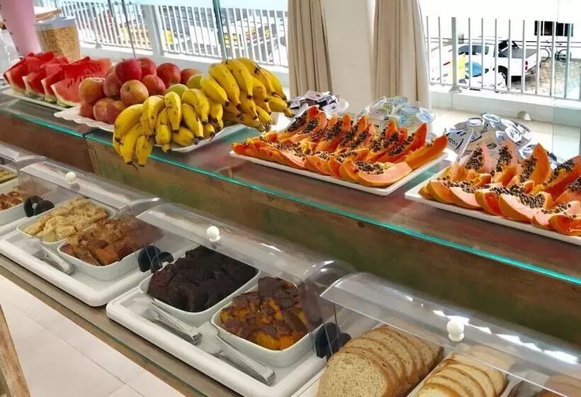 ホテル Pousada Santos