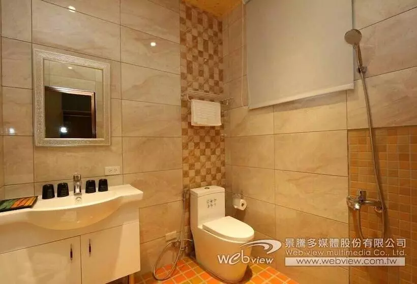 هتل Ruo Shui Hotspring