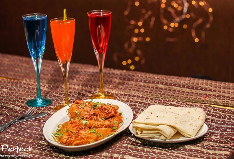 هتل The Mahal Inn