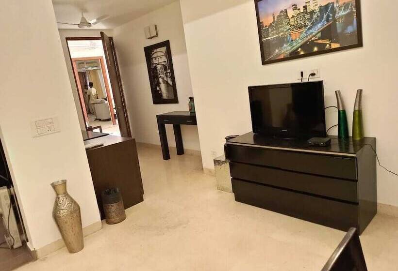 פנסיון Asian Suites Huda City Centre