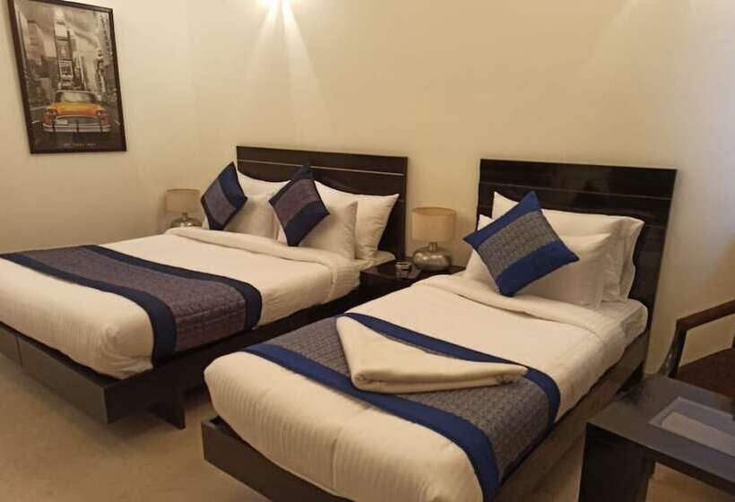 פנסיון Asian Suites Huda City Centre
