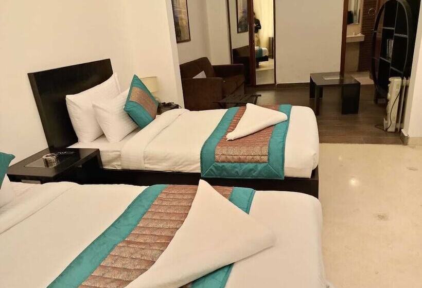 פנסיון Asian Suites Huda City Centre