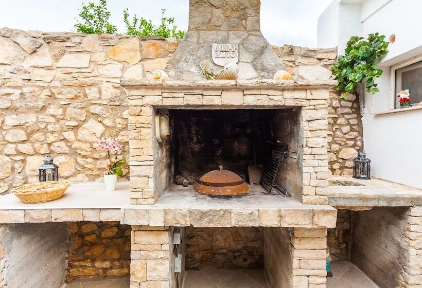 פנסיון Guest House Mara