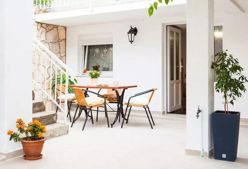 Majatalo Guest House Mara