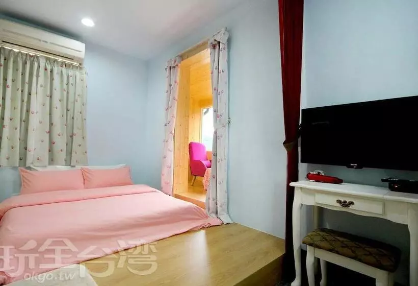 Shuanghu Garden B&b