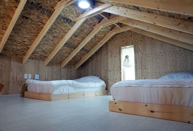 Udo Sunflower Pension And Guesthouse