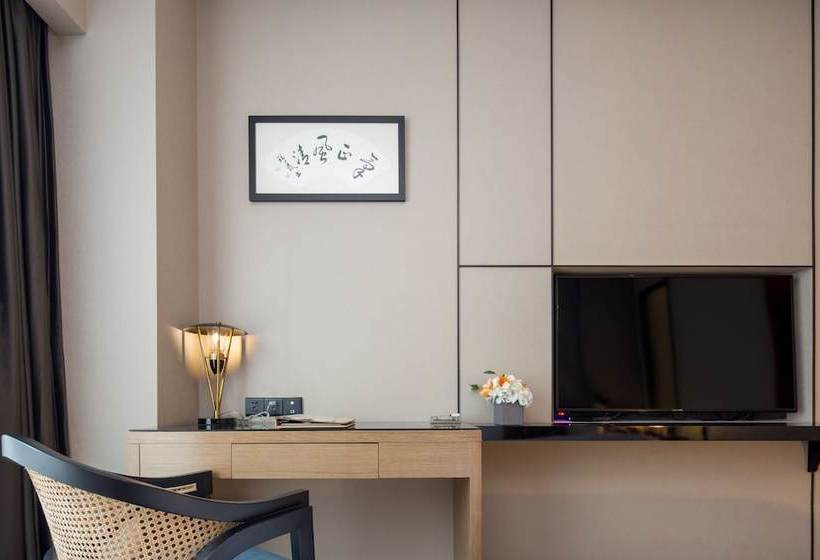 Wenhua International Apartment