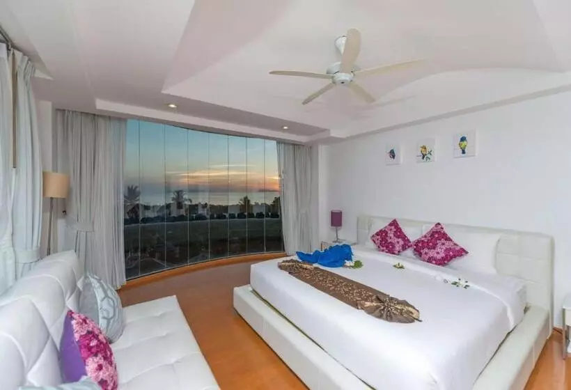 White Stone   Luxurious Sunset View 4 Bed Pool Villa
