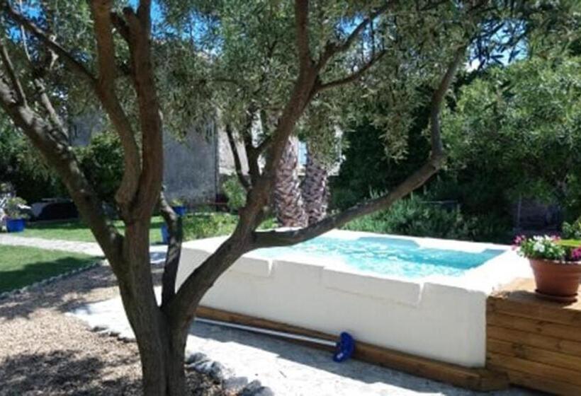 Bed and Breakfast Au Jardin D'amphora