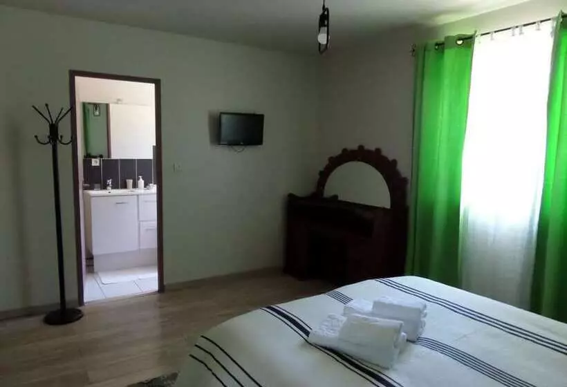 Aamiaismajoitus (B&B) Chambres D'hôtes Ronquer