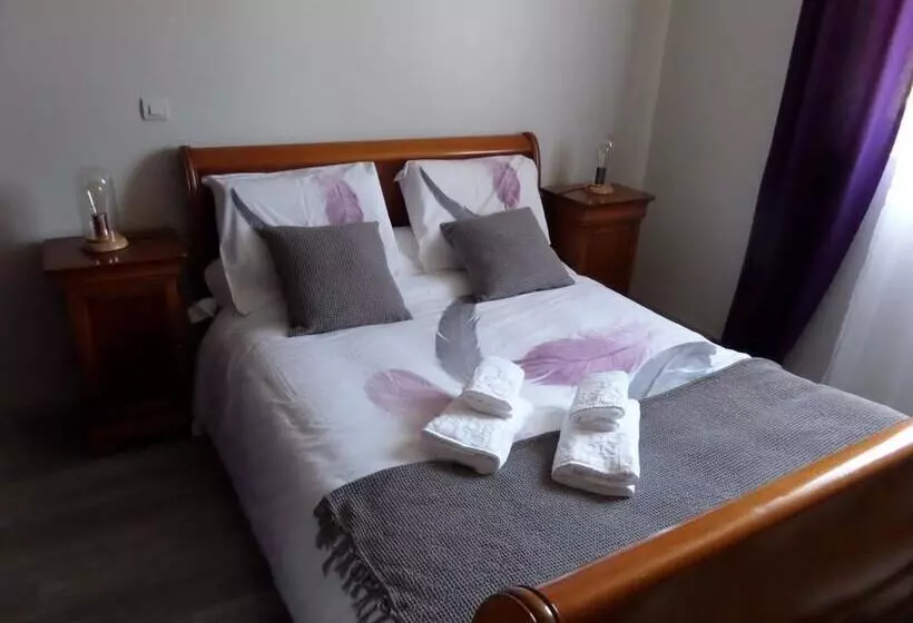 Aamiaismajoitus (B&B) Chambres D'hôtes Ronquer