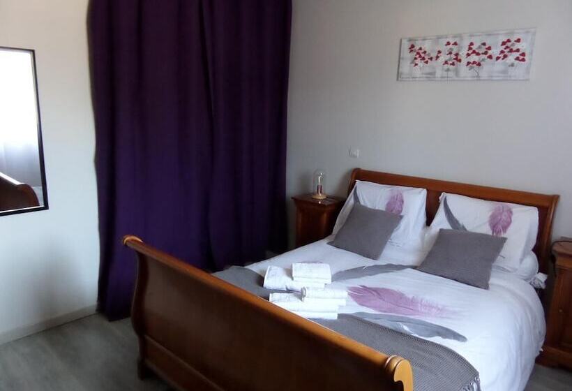 مبيت وإفطار Chambres D'hôtes Ronquer