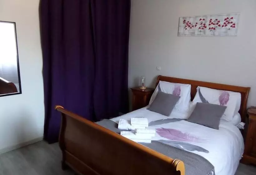 Aamiaismajoitus (B&B) Chambres D'hôtes Ronquer