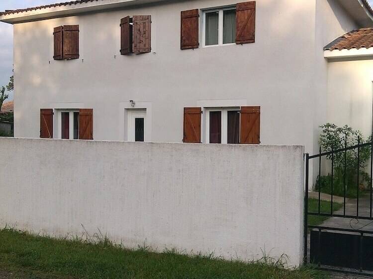 مبيت وإفطار Chambres D'hôtes Ronquer