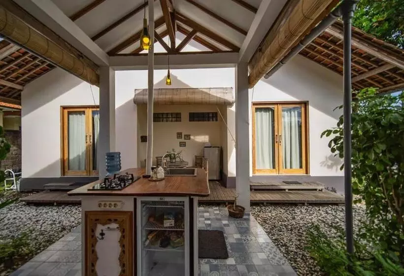 Aamiaismajoitus (B&B) Living Room Lembongan