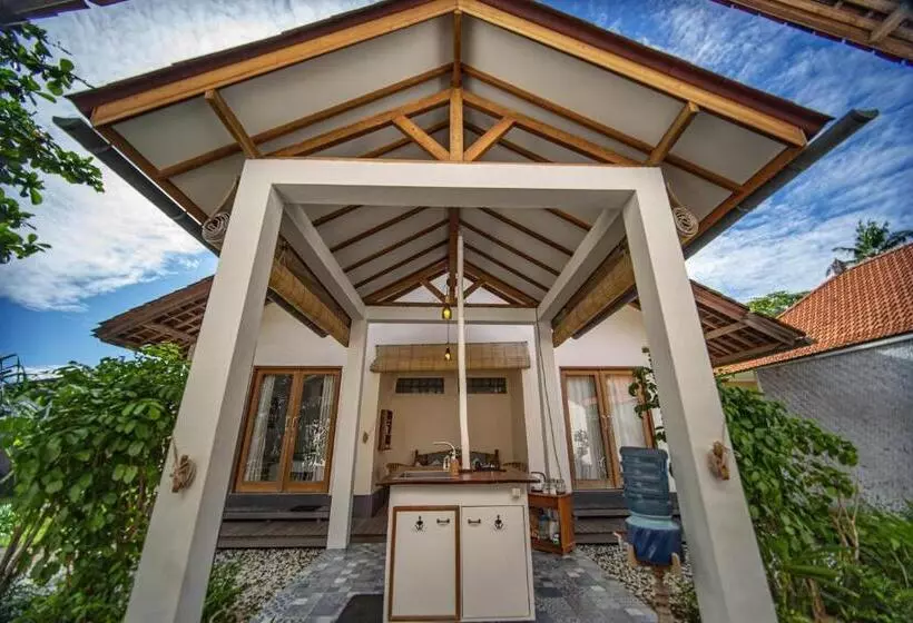 Aamiaismajoitus (B&B) Living Room Lembongan