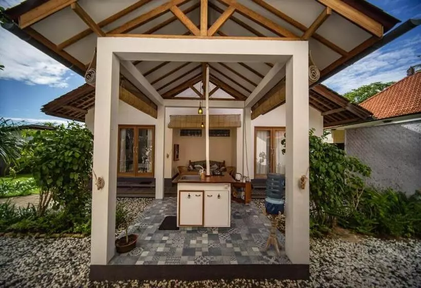 Aamiaismajoitus (B&B) Living Room Lembongan