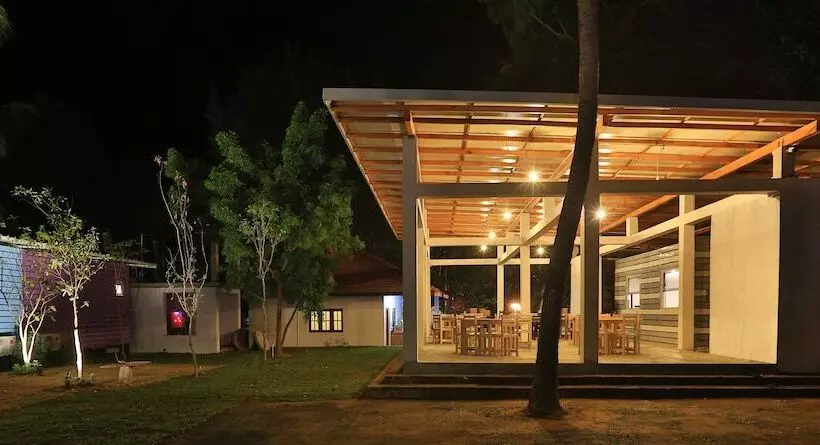 Hotelli Arugambay Podbay