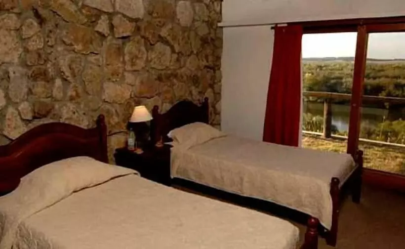 هتل Estancia Ninette