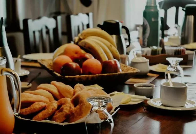 هتل Estancia Ninette