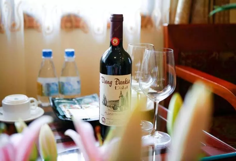 هتل Hanoi Brother Inn & Travel