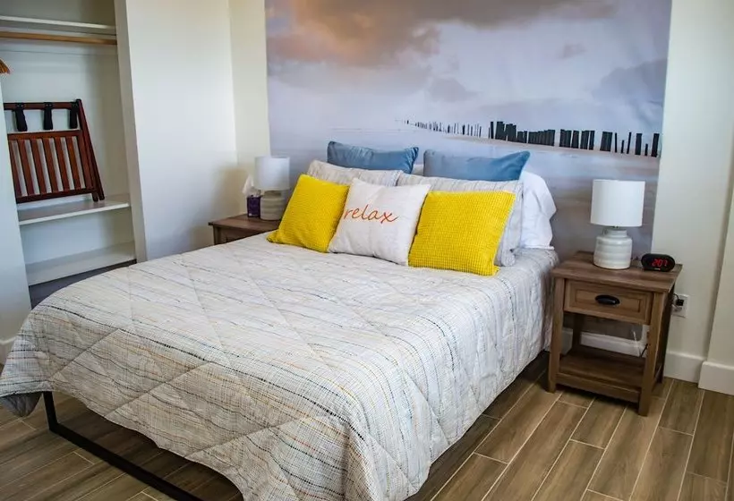 Hotelli Point Arena Lighthouse